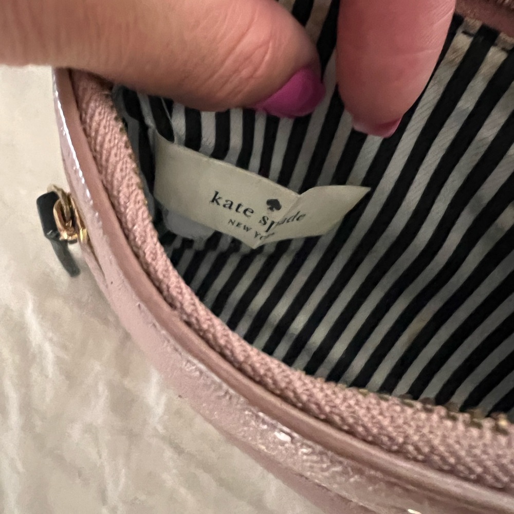 Kate Spade Pouch! - Picture 3 of 4